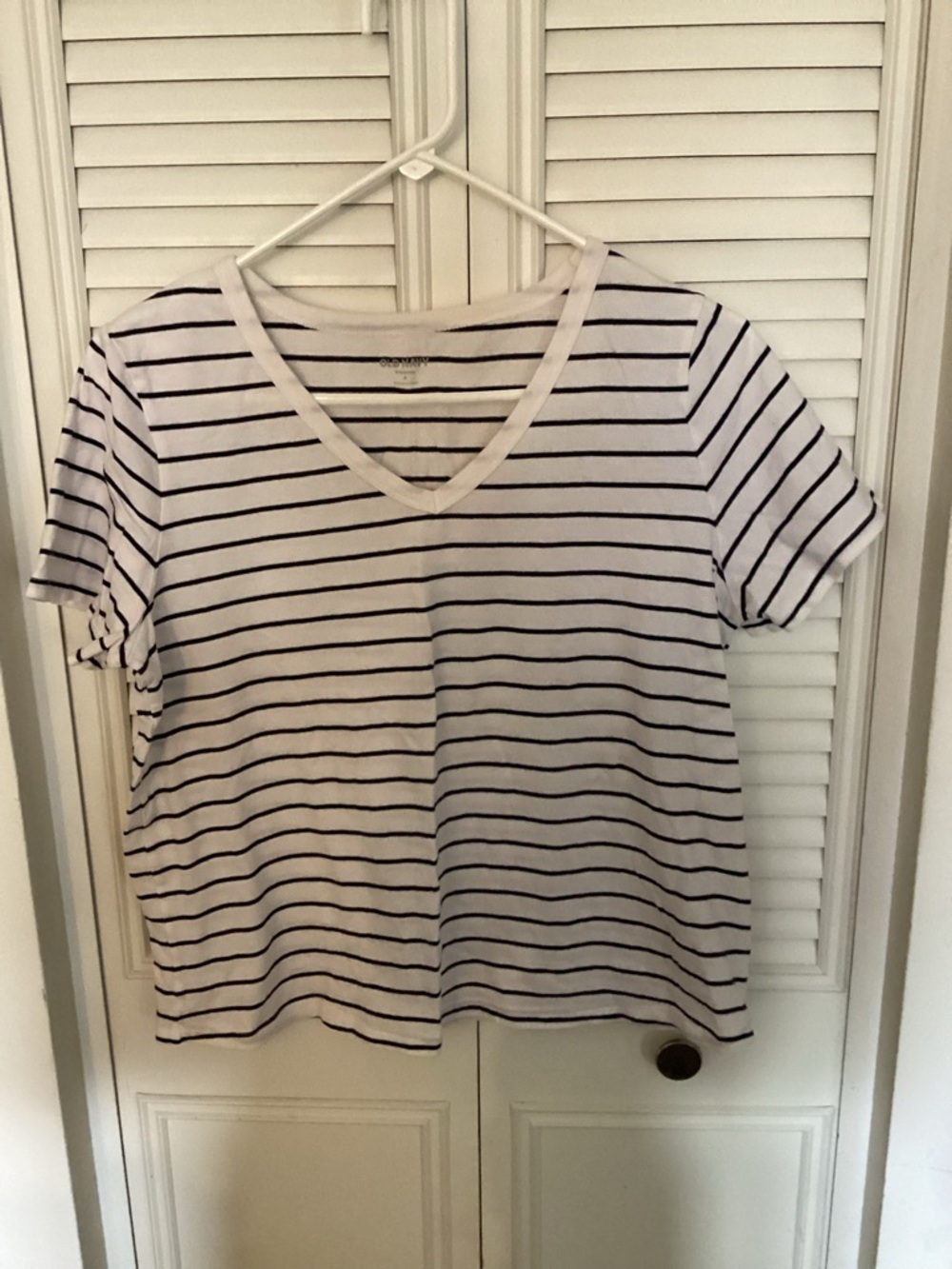 Old Navy White V-Neck Tee with Black Stripes